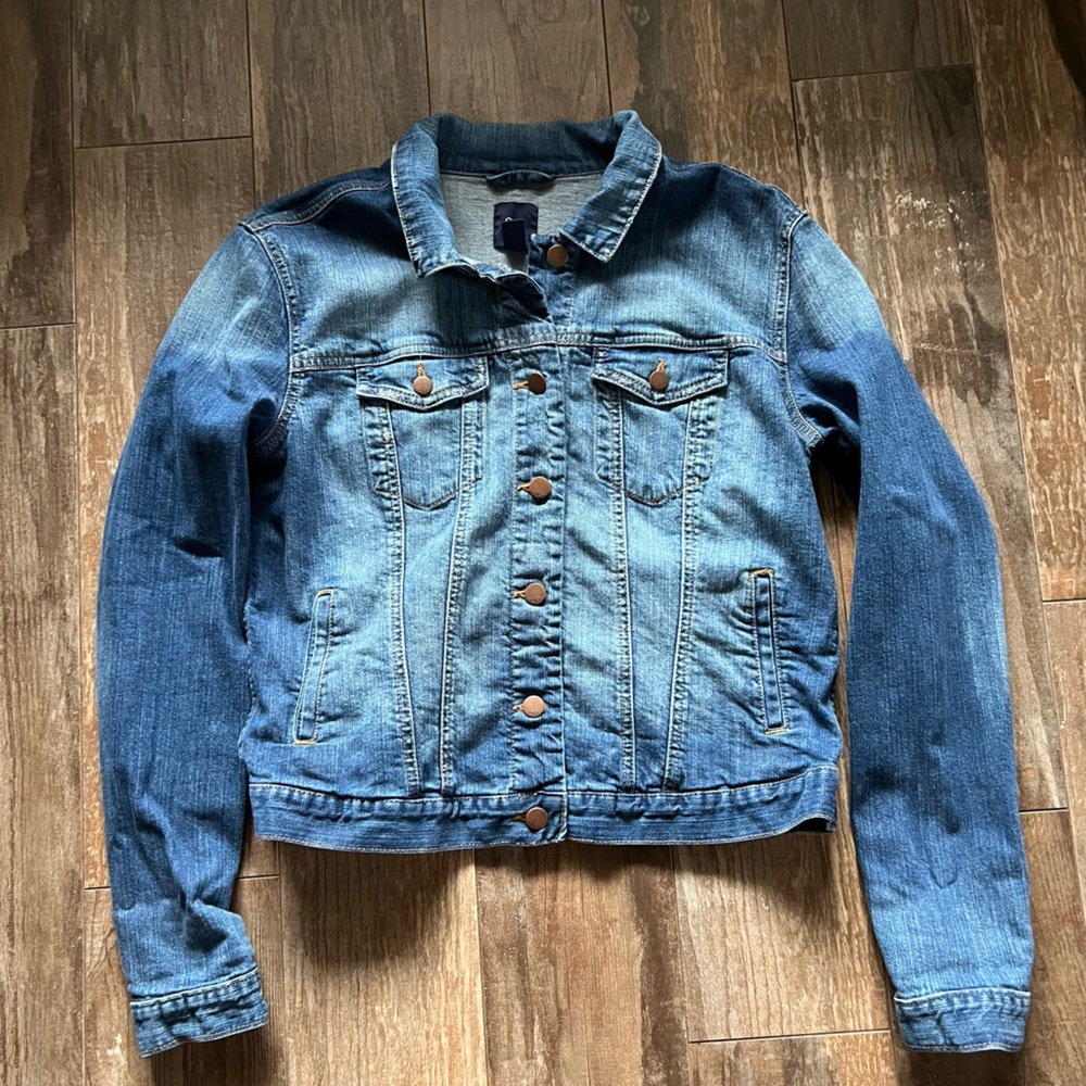 Women’s Gap Jacket